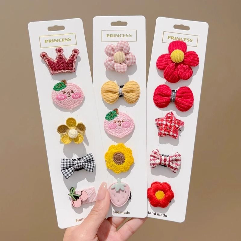 Cute Pet Hair Accessories - Small Clips for Cats and Dogs 宠物发饰可爱猫狗小发夹1个